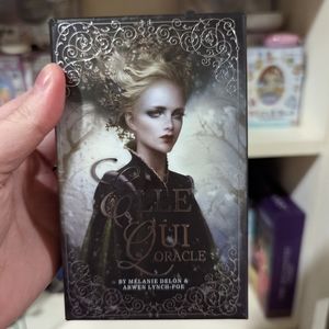 Elle Qui Oracle Cards